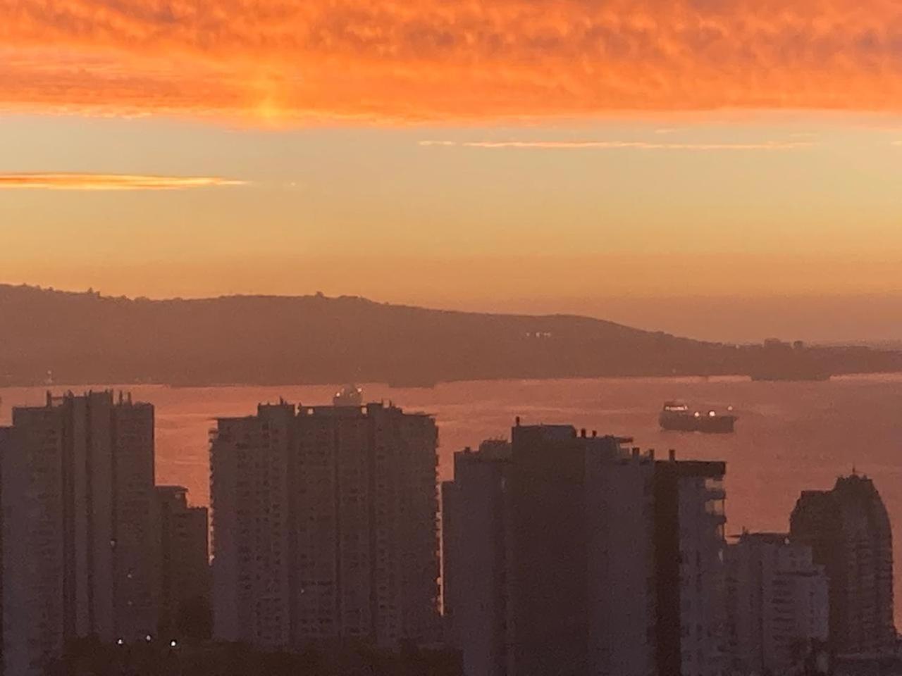 Apartamento Centrico Departamento En Con Ubicacion Y Vistas Encantadoras *